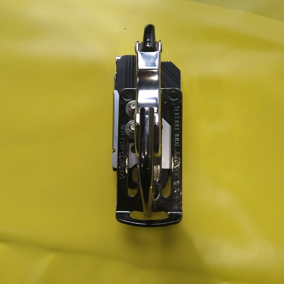 3個セット　セフ用アルミ固定金具/左右兼用/（ビス付き） スポーツ/アウトドアの自転車(工具/メンテナンス)の商品写真