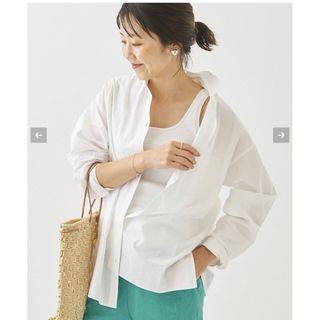 プラージュ(Plage)の【美品】minimal typewriter シャツ　ホワイト　plage(シャツ/ブラウス(長袖/七分))