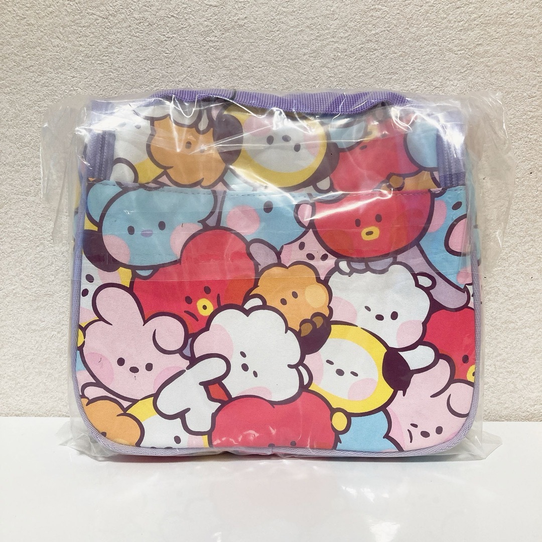 BT21(ビーティーイシビル)の【新品】minini ハンギングポーチ 化粧ポーチ 旅行用　BT21 ミニニ レディースのファッション小物(ポーチ)の商品写真