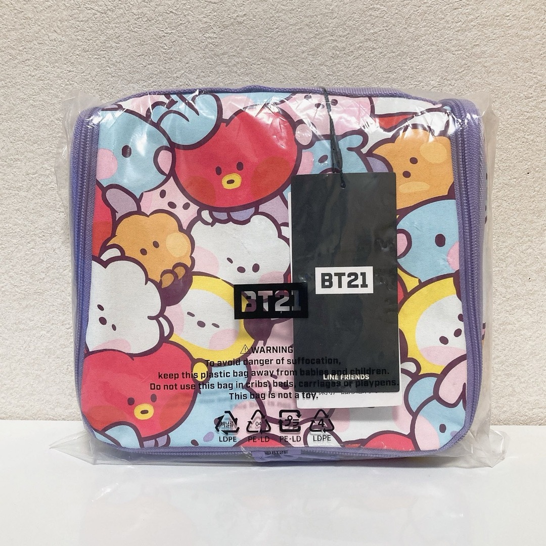 BT21(ビーティーイシビル)の【新品】minini ハンギングポーチ 化粧ポーチ 旅行用　BT21 ミニニ レディースのファッション小物(ポーチ)の商品写真