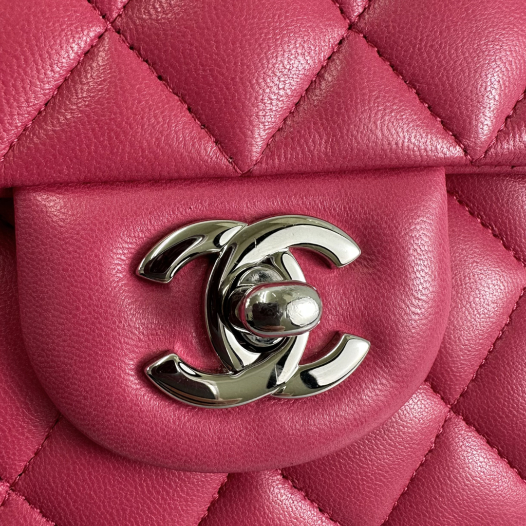 CHANEL(シャネル)のシャネル マトラッセ 25 ショルダーバッグ レディースのバッグ(ショルダーバッグ)の商品写真