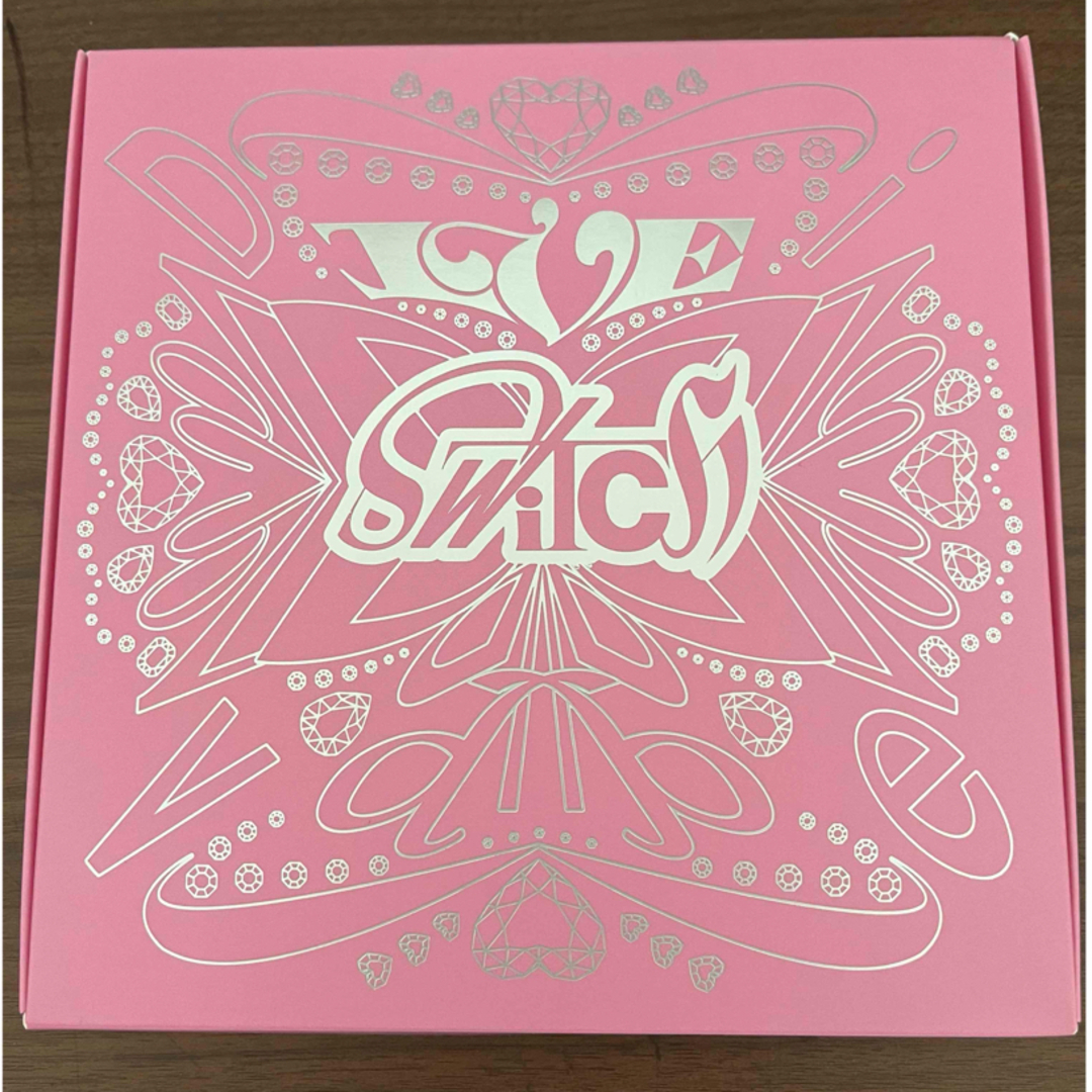 IVE SWITCH 《LOVED IVE》 エンタメ/ホビーのCD(K-POP/アジア)の商品写真
