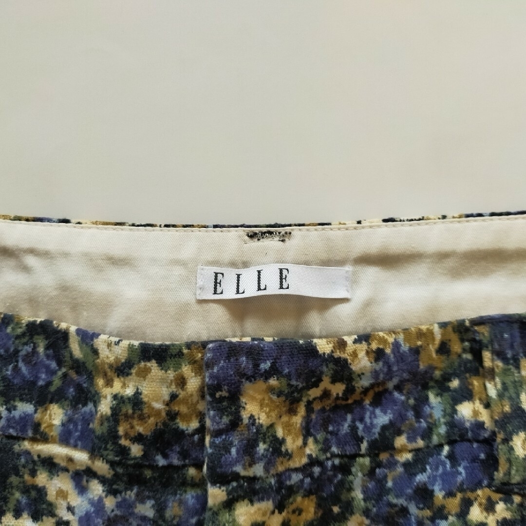 ELLE(エル)のELLE パンツ 中古品 size38 レディースのパンツ(カジュアルパンツ)の商品写真