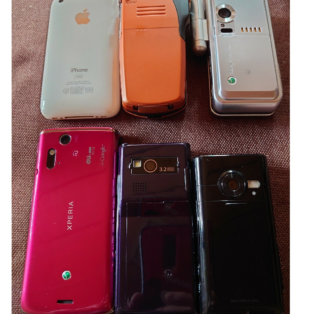 スマホ、ガラケー、ジャンク スマホ/家電/カメラのスマートフォン/携帯電話(携帯電話本体)の商品写真