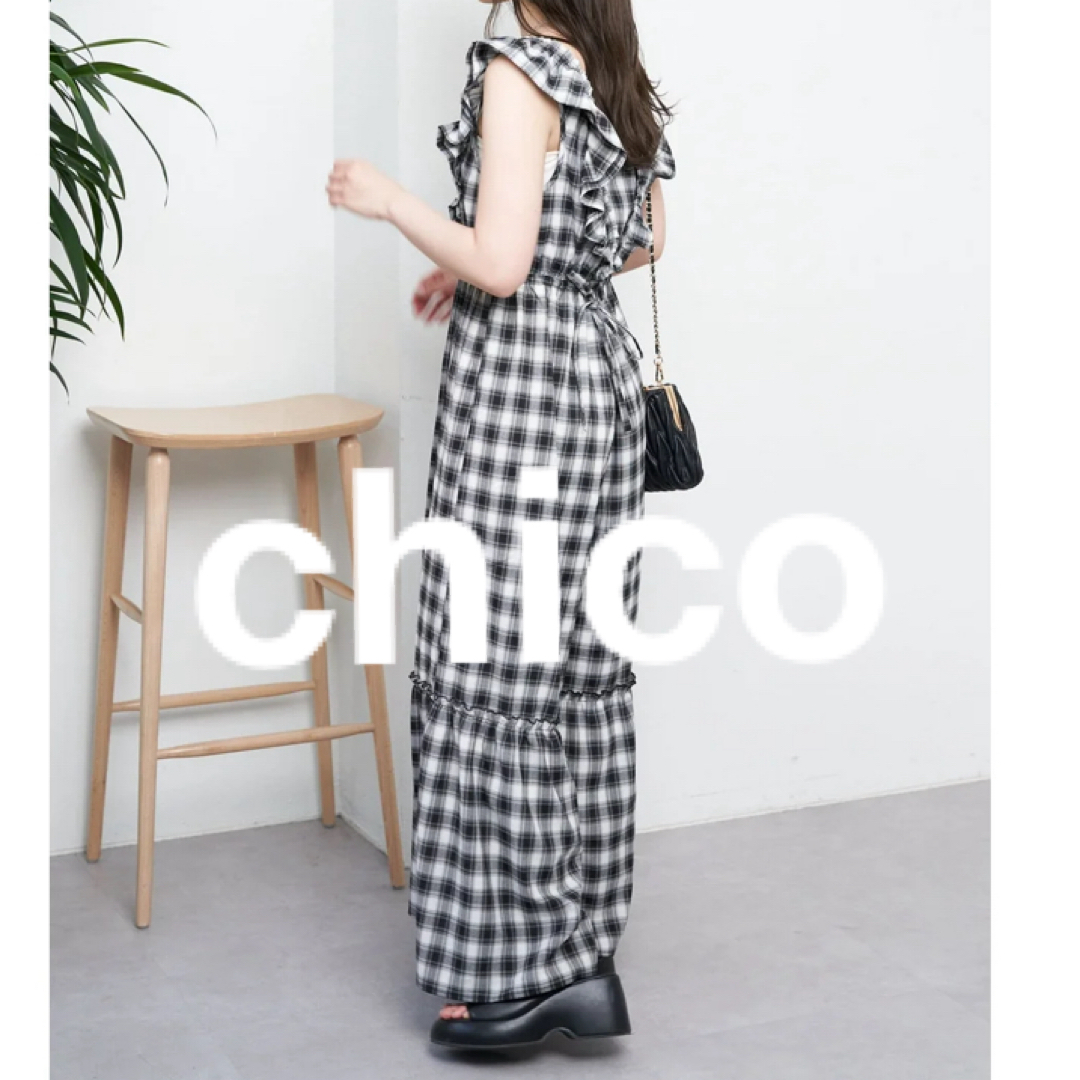 who's who Chico(フーズフーチコ)の新品　chico 肩フリルサロペット M フリー レディースのワンピース(その他)の商品写真