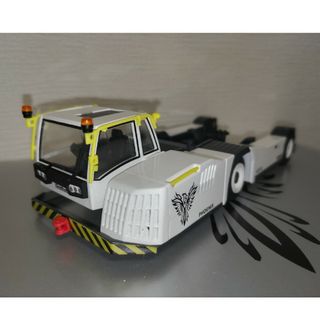 Goldhofer AST-2PHOENIX Modell 1:50 空港(ミニカー)