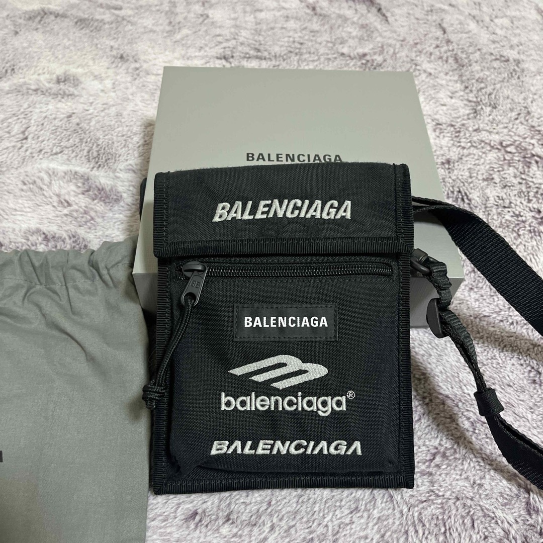 Balenciaga(バレンシアガ)のバレンシアガ BALENCIAGA 新品 本物 エクスプローラー ショルダー メンズのバッグ(ショルダーバッグ)の商品写真