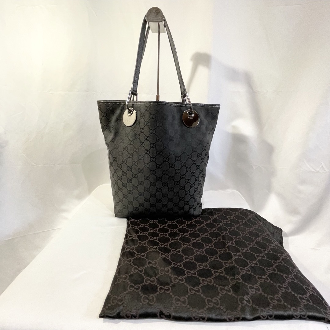 Gucci(グッチ)の正規品 GUCCI グッチ トートバッグ GGキャンバス 肩掛け 鞄 ブラック レディースのバッグ(トートバッグ)の商品写真