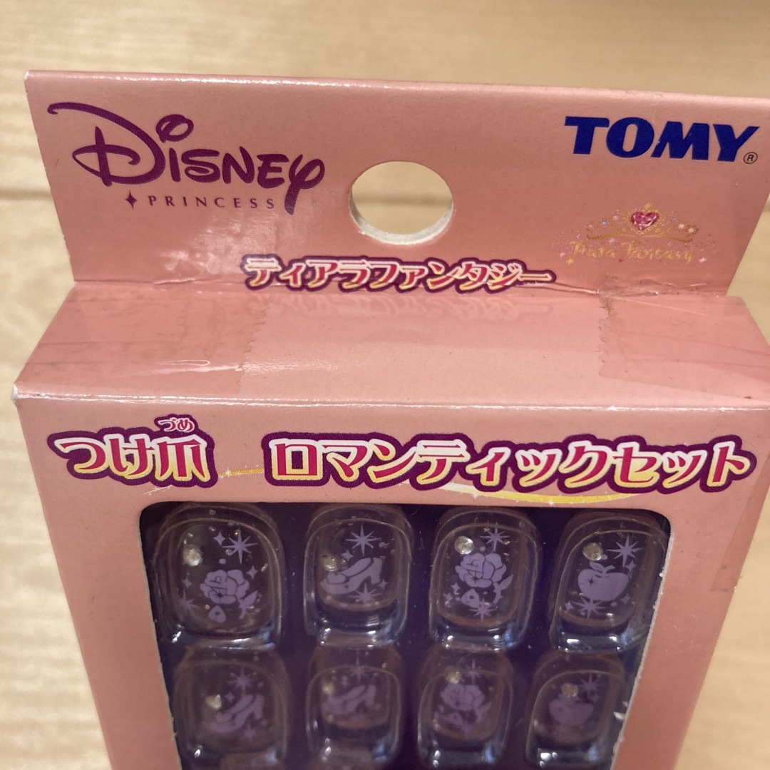 Disney(ディズニー)のディズニープリンセス　ネイルチップ　つけ爪　大人用　ラインストーン　白雪姫　平成 コスメ/美容のネイル(つけ爪/ネイルチップ)の商品写真