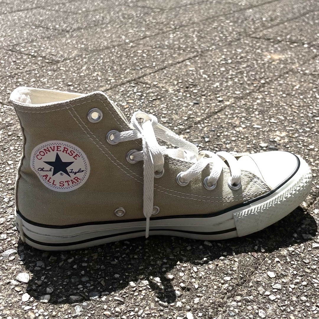 CONVERSE(コンバース)のコンバース　ベージュ　スニーカー　レディース レディースの靴/シューズ(スニーカー)の商品写真