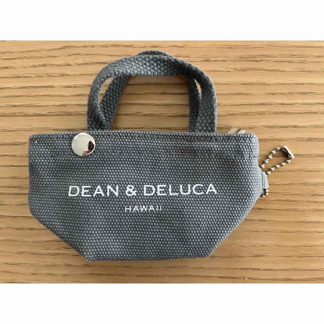DEAN & DELUCA(ディーンアンドデルーカ)のDEAN & DELUCA ハワイ限定コインケース　ディーンアンドデルーカ レディースのファッション小物(財布)の商品写真