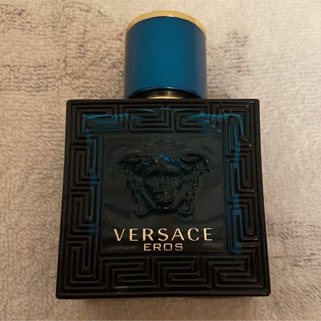 VERSACE(ヴェルサーチ)のVERSACE EROS オーデトワレ 30ml コスメ/美容の香水(ユニセックス)の商品写真