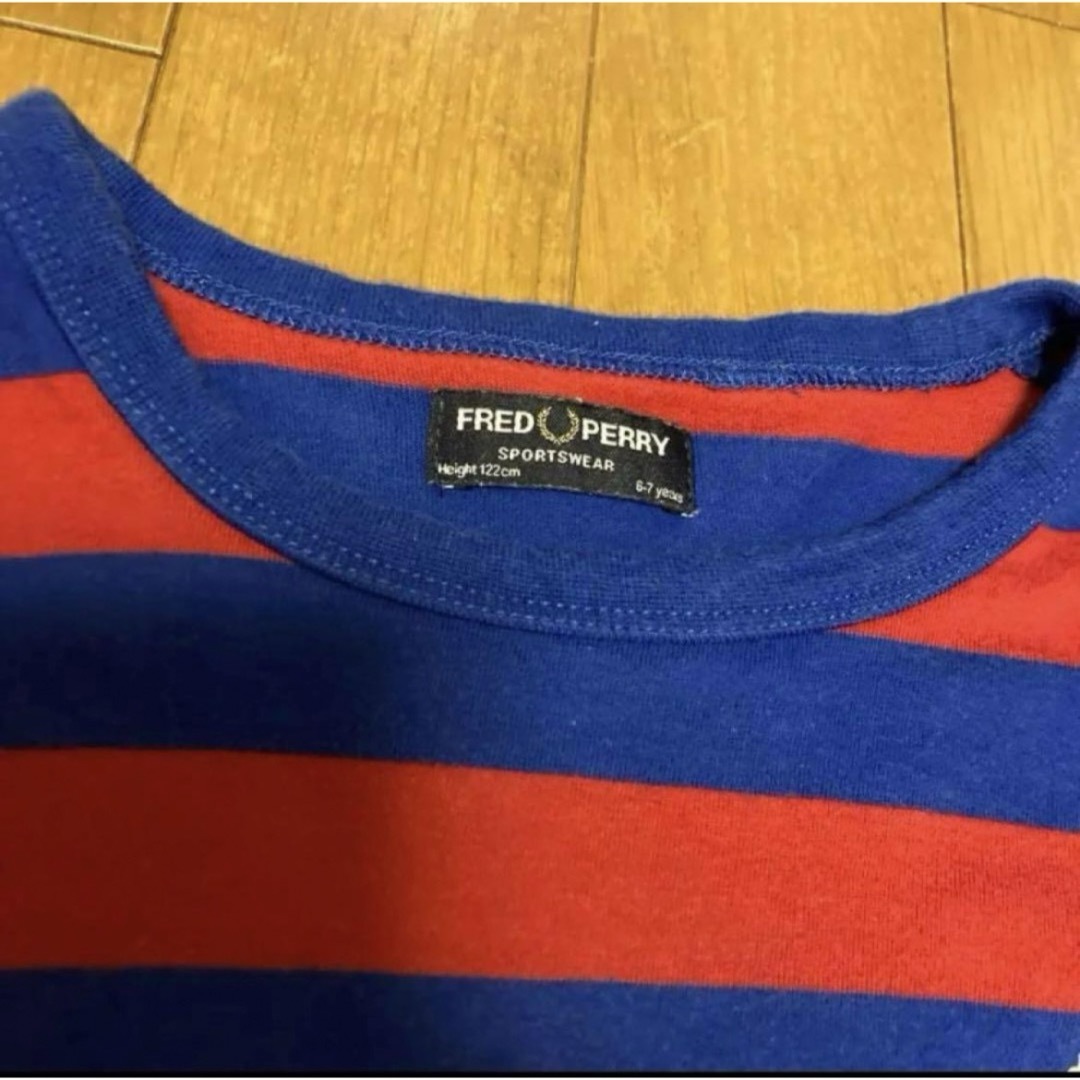 FRED PERRY(フレッドペリー)の美品 120cm 男の子 女の子 半袖Tシャツ フレッドペリー ボーダー キッズ/ベビー/マタニティのキッズ服男の子用(90cm~)(Tシャツ/カットソー)の商品写真