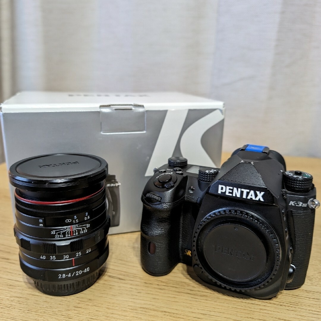 PENTAX(ペンタックス)のペンタックス K-3 III Black ボディ + 20-40limited スマホ/家電/カメラのカメラ(デジタル一眼)の商品写真