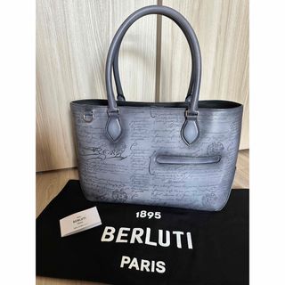 ベルルッティ(Berluti)の定価48,4万 ベルルッティ トゥジュールミニ トートバッグ ライトアルミニオ(トートバッグ)