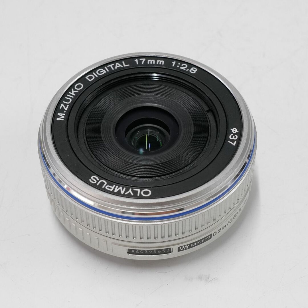 OLYMPUS(オリンパス)のOLYMPUS 交換レンズ M.ZUIKO DIGITAL 17mm F2.8 USED超美品 広角 マイクロフォーサーズ 単焦点 パンケーキ カメラ 完動品 中古 CE4044 スマホ/家電/カメラのカメラ(レンズ(単焦点))の商品写真