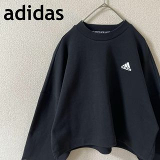 adidas - I3 adidas スウェットトレーナー　ショート丈　背面ストライプMレディース