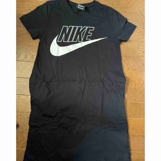 ナイキ(NIKE)のNIKEワンピース(ひざ丈ワンピース)