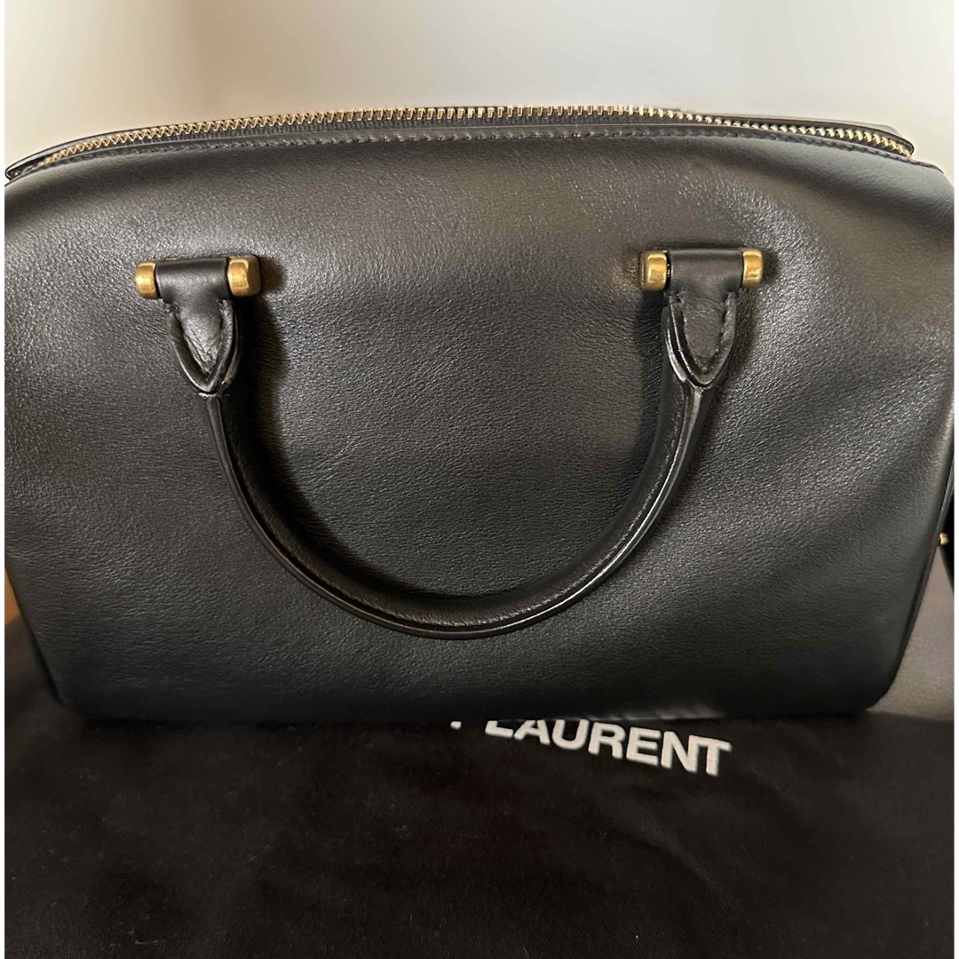 Saint Laurent(サンローラン)のサンローランパリ　ベイビーダッフル　黒 レディースのバッグ(ボストンバッグ)の商品写真