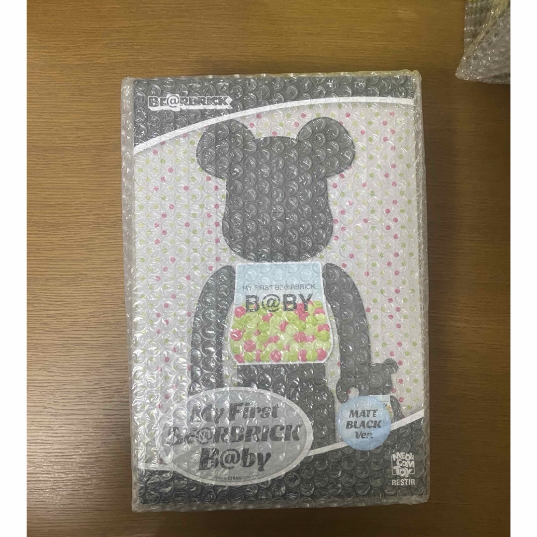 BE@RBRICK(ベアブリック)のB@BY MATT BLACK Ver. 100％ & 400％ エンタメ/ホビーのフィギュア(その他)の商品写真