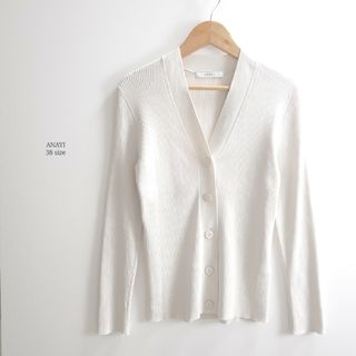 アナイ(ANAYI)の美品☆19AW☆アナイ レーヨン リブニット カーディガン オフホワイト(カーディガン)