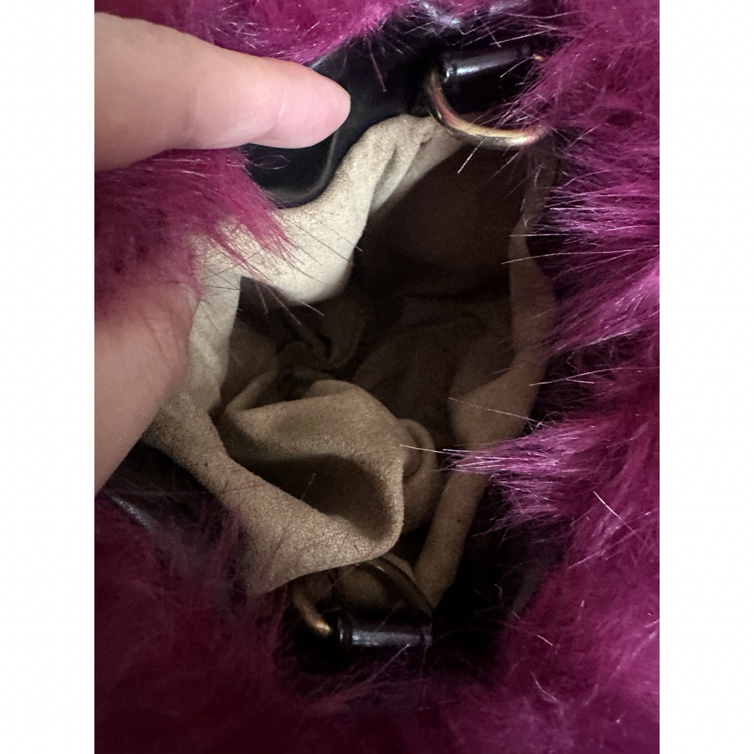 エコファー ショルダーバッグ ミニバッグ  紫 パープル レディースのバッグ(ショルダーバッグ)の商品写真