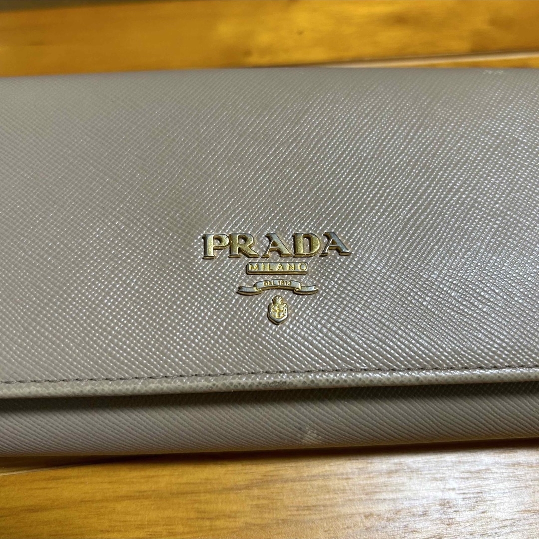 PRADA(プラダ)のPRADA プラダ 長財布 レディースのファッション小物(財布)の商品写真