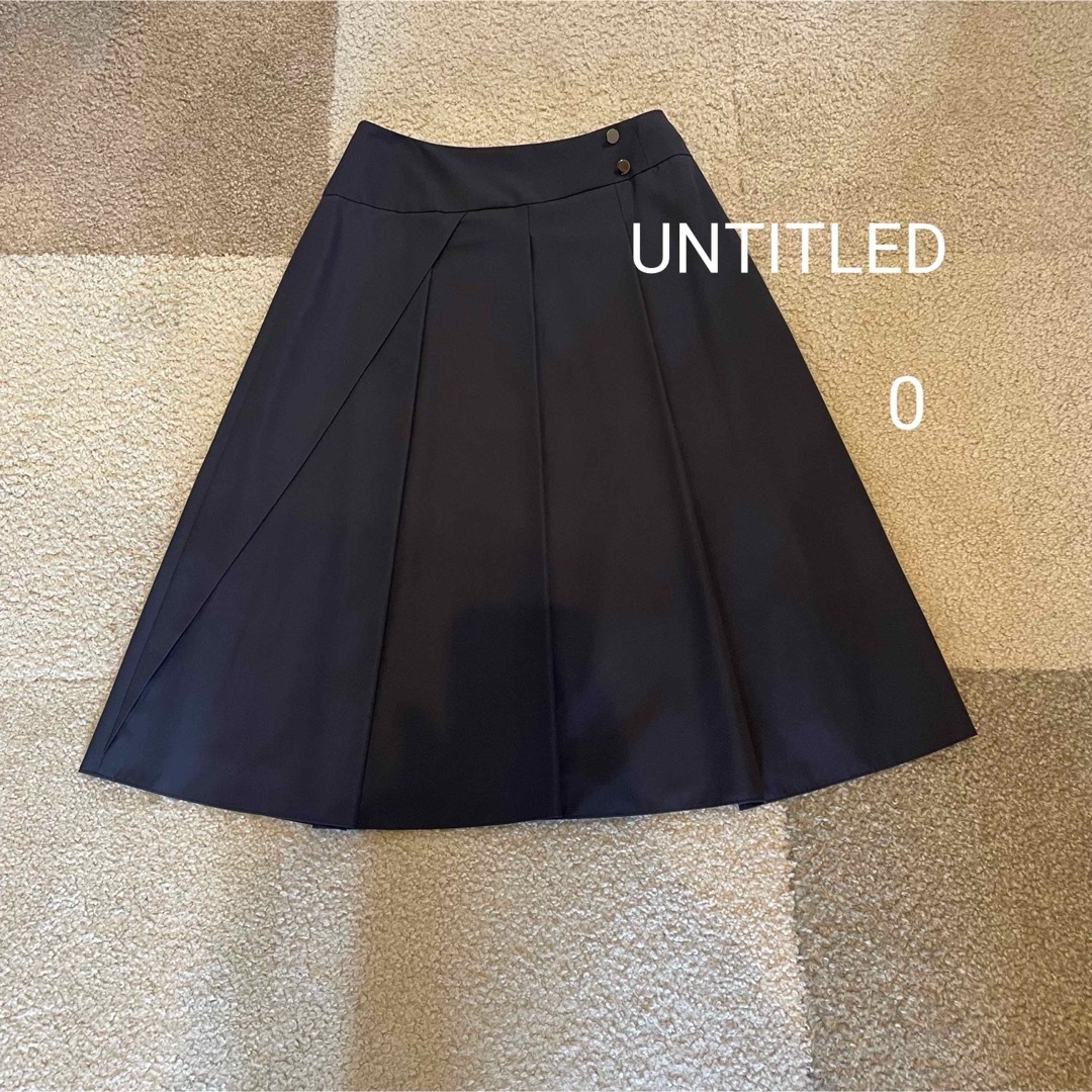UNTITLED(アンタイトル)のUNTITLED フレア　スカート　0 ネイビー レディースのスカート(ひざ丈スカート)の商品写真
