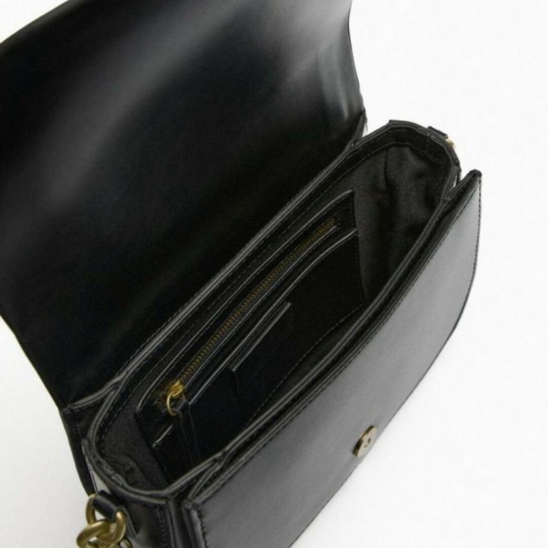 ZARA(ザラ)のZARA　クロスボディバッグ レディースのバッグ(ショルダーバッグ)の商品写真