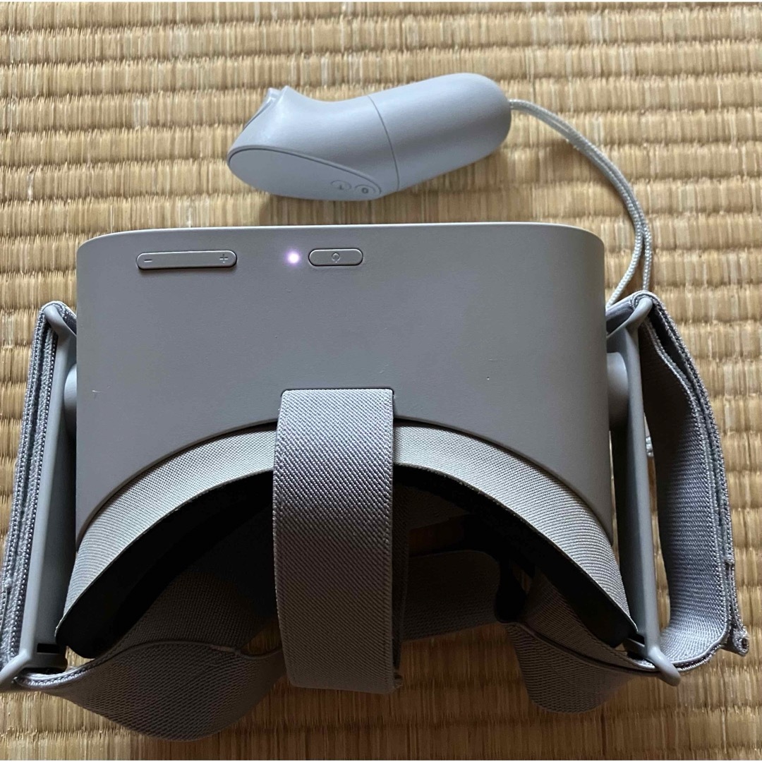 PCハード Oculus Go Standalone VR 32GB MH-A3 スマホ/家電/カメラのスマホアクセサリー(その他)の商品写真