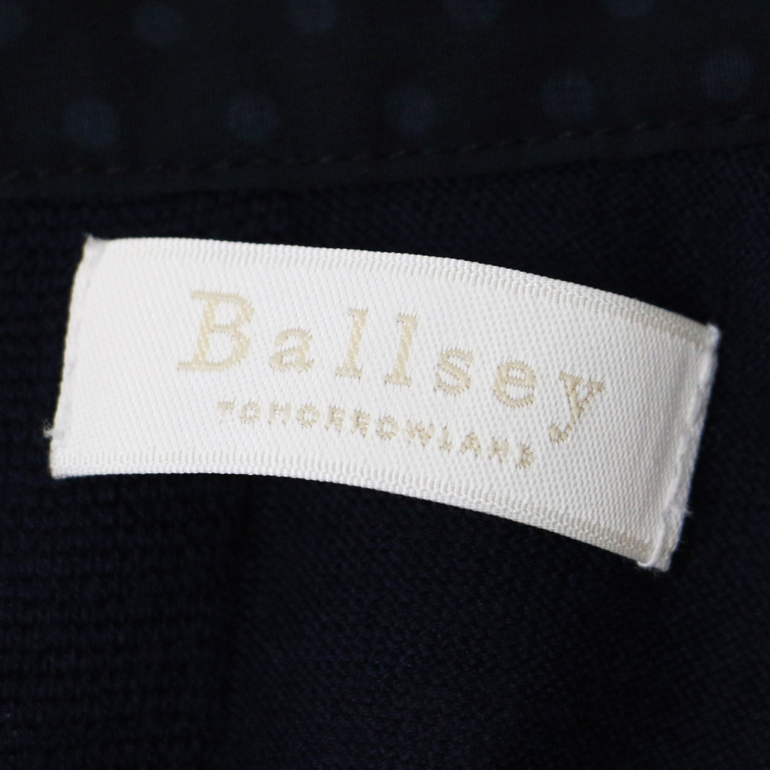 Ballsey(ボールジィ)の美品 Ballsey ボールジー トゥモローランド ニット プルオーバー ネイビー 紺 S(9号) スタンドカラー ボウタイ 長袖 ハイゲージ 薄手 コンビ 異素材 ドット 水玉 ウール ポリエステル トップス ブラウス シャツ【レディース】【中古】 レディースのトップス(ニット/セーター)の商品写真