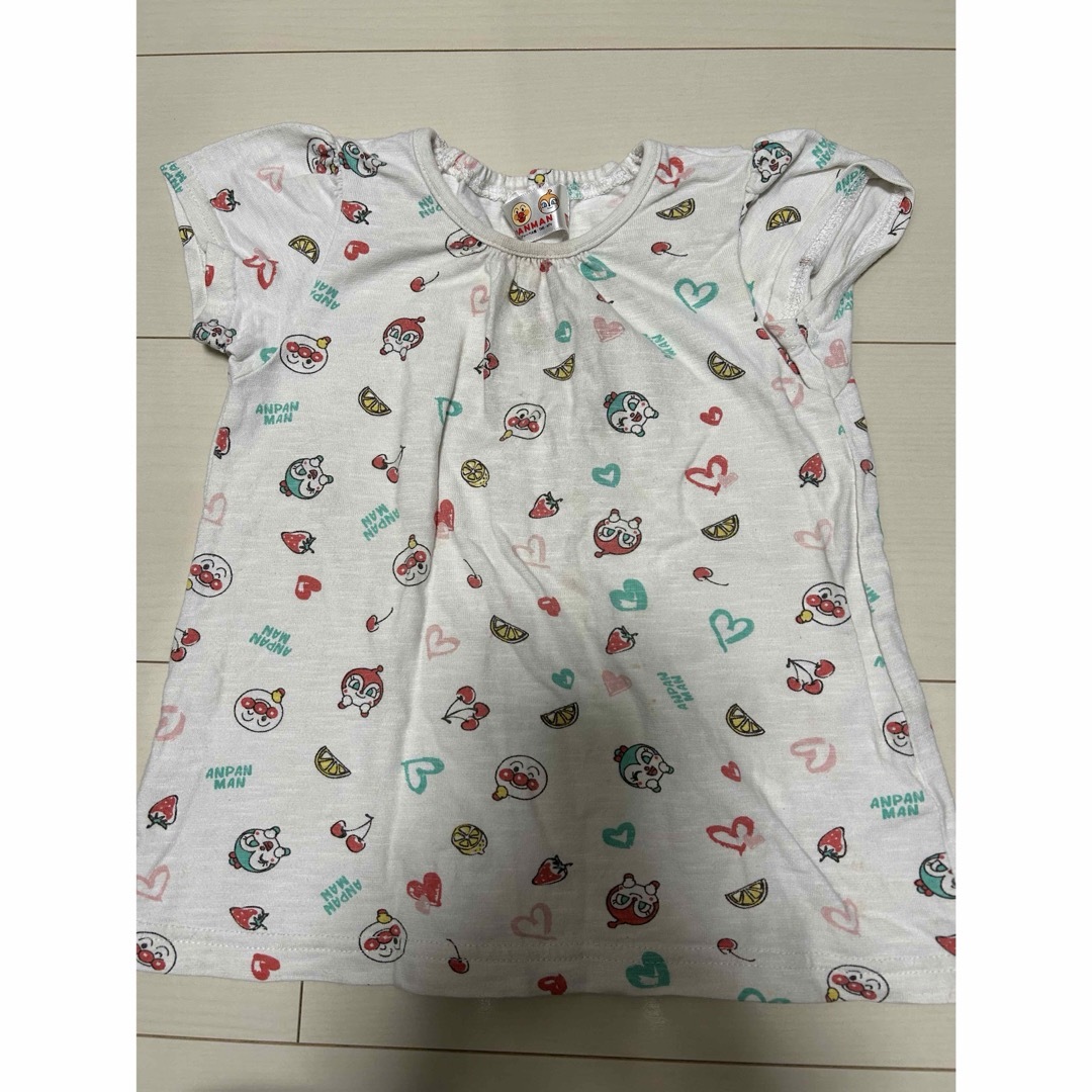 アンパンマン  Tシャツ　95 キッズ/ベビー/マタニティのキッズ服女の子用(90cm~)(Tシャツ/カットソー)の商品写真