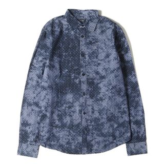 アルマーニジーンズ(ARMANI JEANS)の美品 ARMANI JEANS アルマーニ ジーンズ シャツ サイズ:M スター ムラ染め ドレスシャツ / 長袖 星柄 総柄 フォーマル Regular ネイビー 紺 トップス カジュアルシャツ【メンズ】【中古】(シャツ)