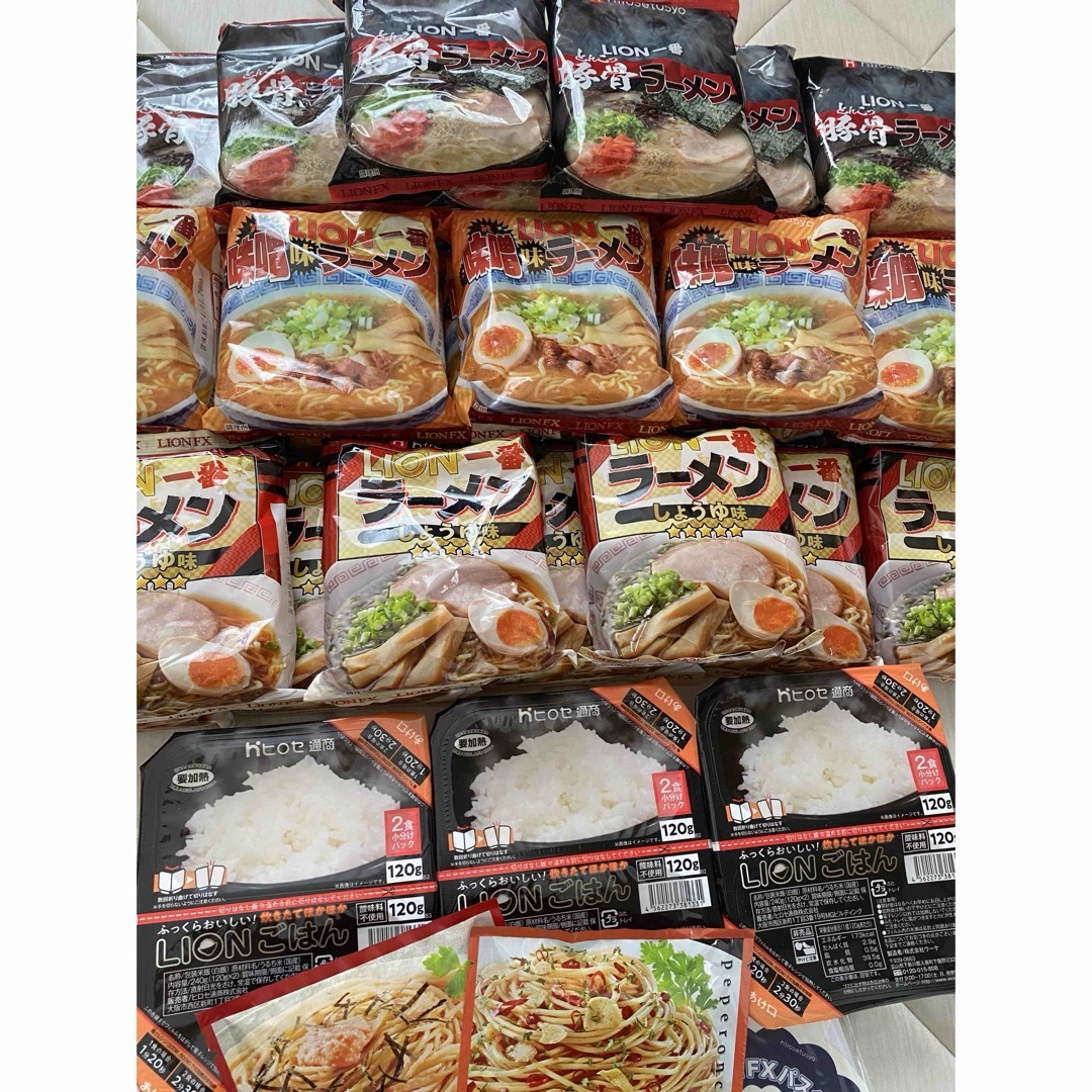 ヒロセ通商　レトルトセット38食！！！ 食品/飲料/酒の食品(麺類)の商品写真