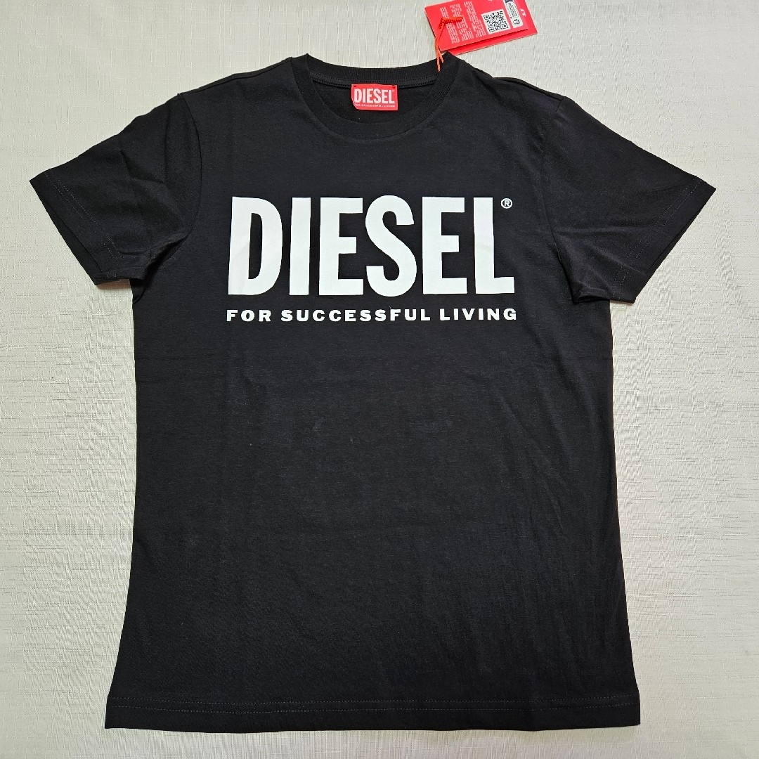 DIESEL(ディーゼル)のDIESEL ディーゼルキッズTシャツ キッズ/ベビー/マタニティのキッズ服男の子用(90cm~)(Tシャツ/カットソー)の商品写真