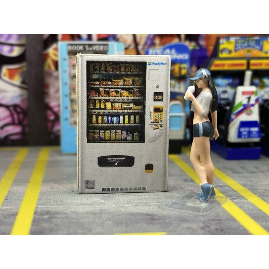 1 /64スケール　ファミマタイプ　自動販売機　自販機ジオラマ　フィギュア　ミニ ハンドメイドのおもちゃ(フィギュア)の商品写真