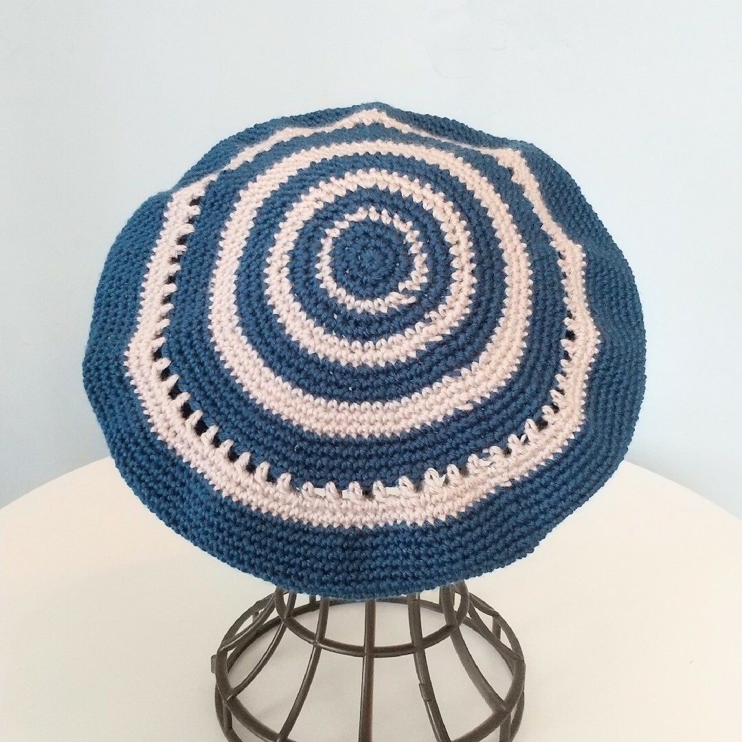 サマーニットベレー-ブルーグレー ハンドメイドのファッション小物(帽子)の商品写真
