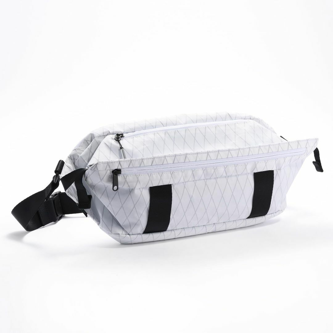 【色: ホワイト】[エースジーン] ボディバッグ 【容量が拡張するスリングバッグ メンズのバッグ(その他)の商品写真