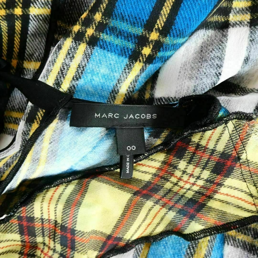 MARC JACOBS(マークジェイコブス)の美品 MARC JACOBS シルク100％ チェック柄 ノースリーブワンピース レディースのワンピース(ひざ丈ワンピース)の商品写真