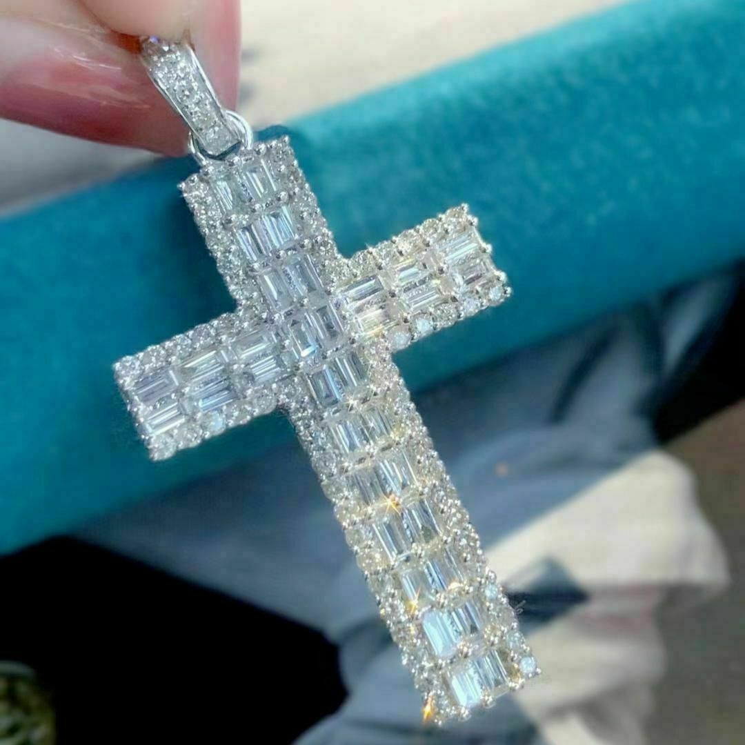 クロスペンダント　czダイヤ　ロザリオ　十字架　HIPHOP メンズのアクセサリー(ネックレス)の商品写真