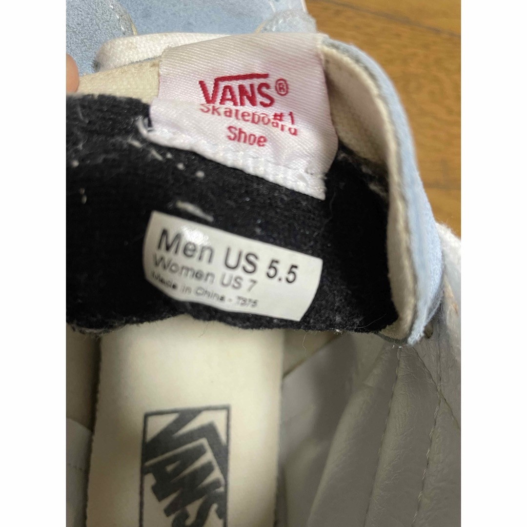 VANS(ヴァンズ)のVANS オールドスクール　ハイカット レディースの靴/シューズ(スニーカー)の商品写真