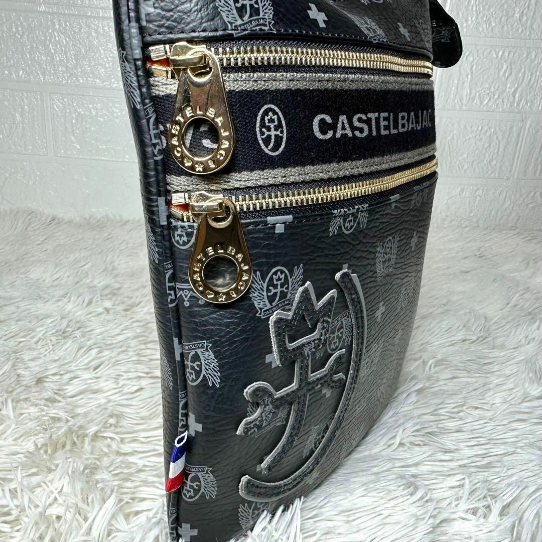 CASTELBAJAC(カステルバジャック)の美品★カステルバジャック　プラージュ　ショルダーバッグ　モノグラム　黒　肩掛け可 メンズのバッグ(ショルダーバッグ)の商品写真