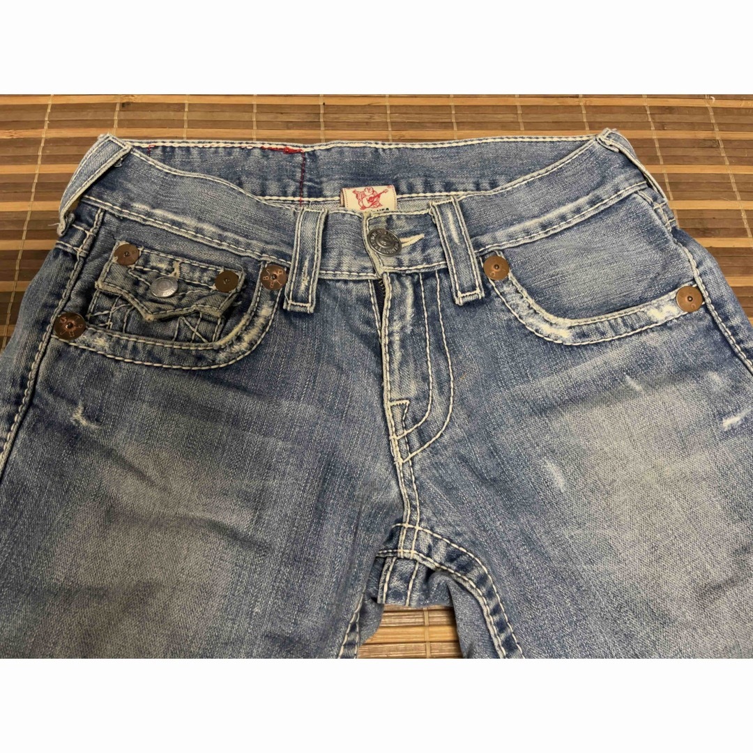 True Religion(トゥルーレリジョン)の トゥルーレリジョン デニムハーフパンツ  USA製 ダメージ加工 メンズのパンツ(デニム/ジーンズ)の商品写真