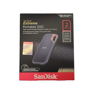 サンディスク(SanDisk)のSanDisk Extreme Portable SSD 2TB ブラック 外付け ポータブル 海外パッケージ External Solid State Drive SDSSDE61-2T00-G25 中古 T1(PC周辺機器)