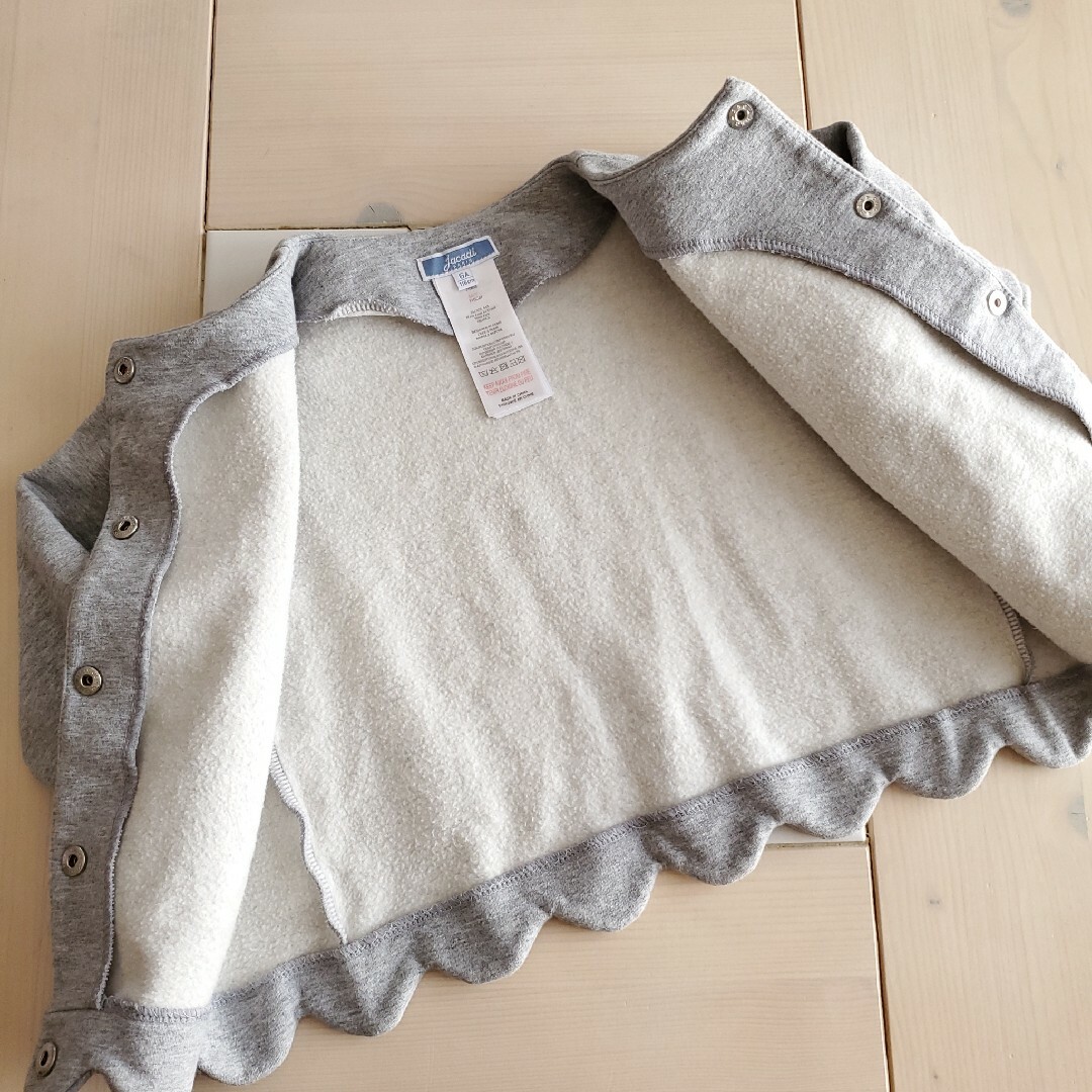 Jacadi(ジャカディ)のJacadi Paris ジャカディ　長袖　裏起毛カーディガン キッズ/ベビー/マタニティのキッズ服女の子用(90cm~)(カーディガン)の商品写真