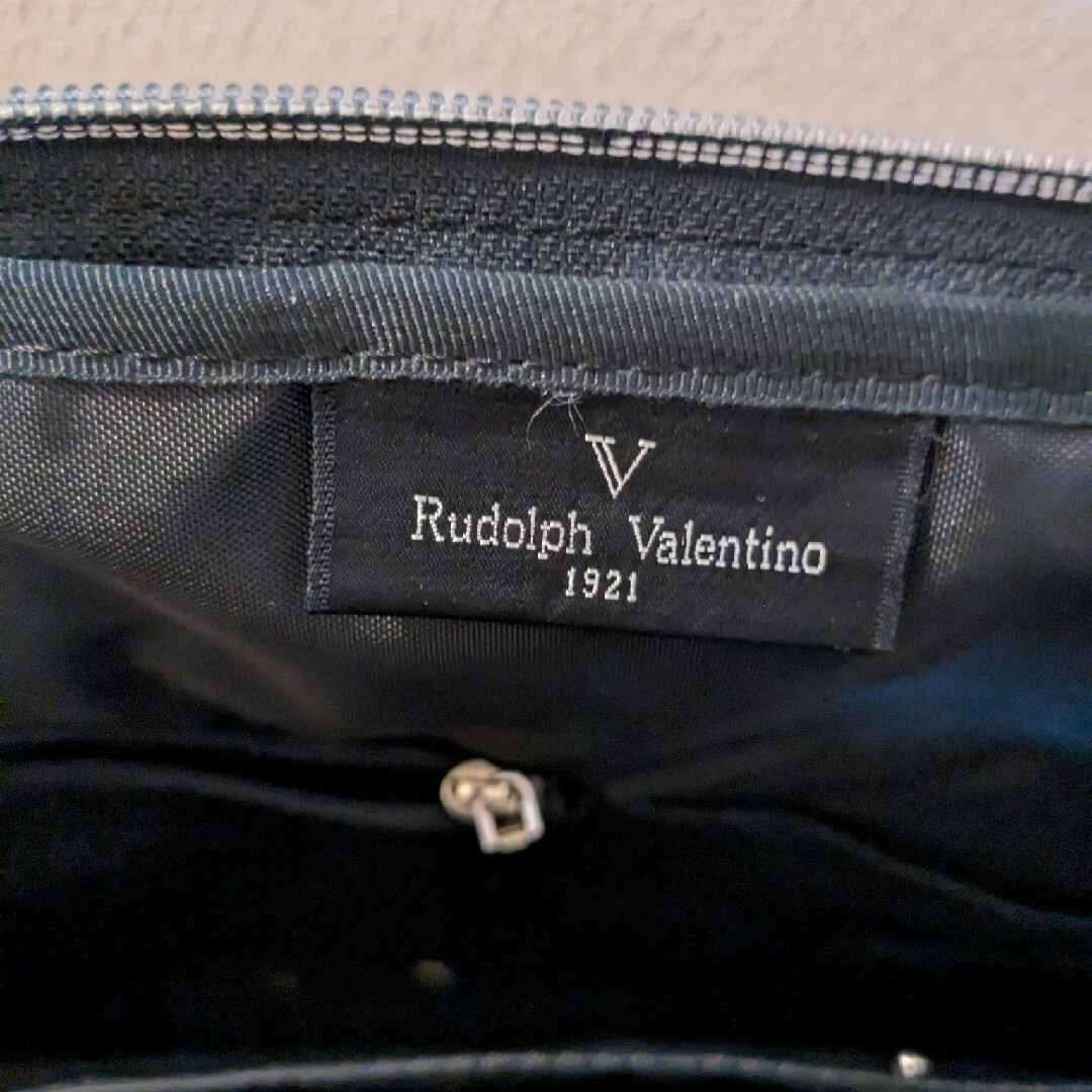 Rudolph Valentino(ルドルフヴァレンチノ)の美品　クラッシカルモデル　ルドルフヴァレンティノ　ブリーフケース メンズのバッグ(ビジネスバッグ)の商品写真