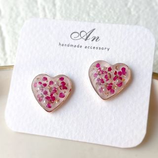 ハートピアス　イヤリング　ドライフラワー　ハンドメイド　レジン　アリッサム(ピアス)