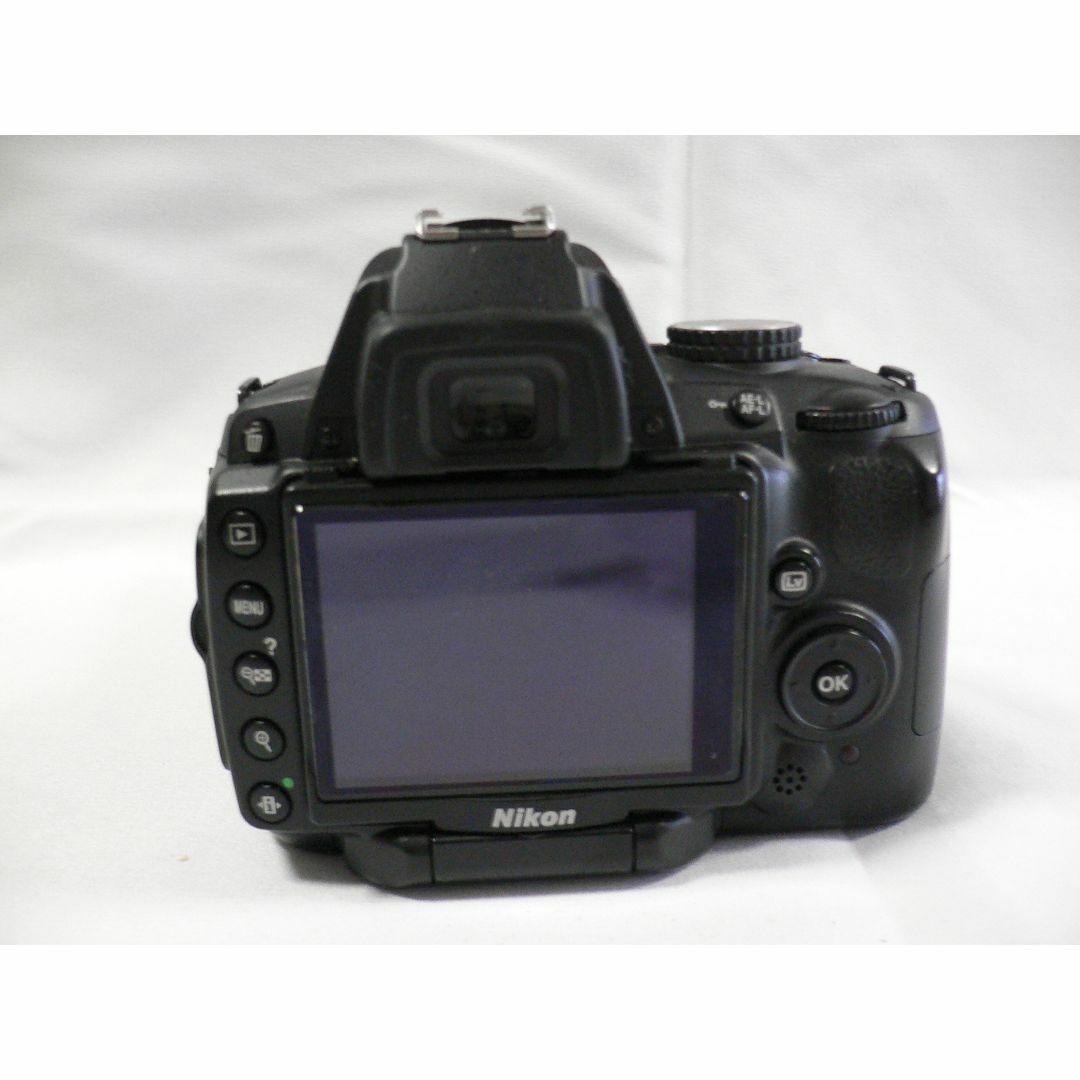 Nikon(ニコン)のNikon　ニコン　D5000　デジタル一眼レフカメラ スマホ/家電/カメラのカメラ(デジタル一眼)の商品写真