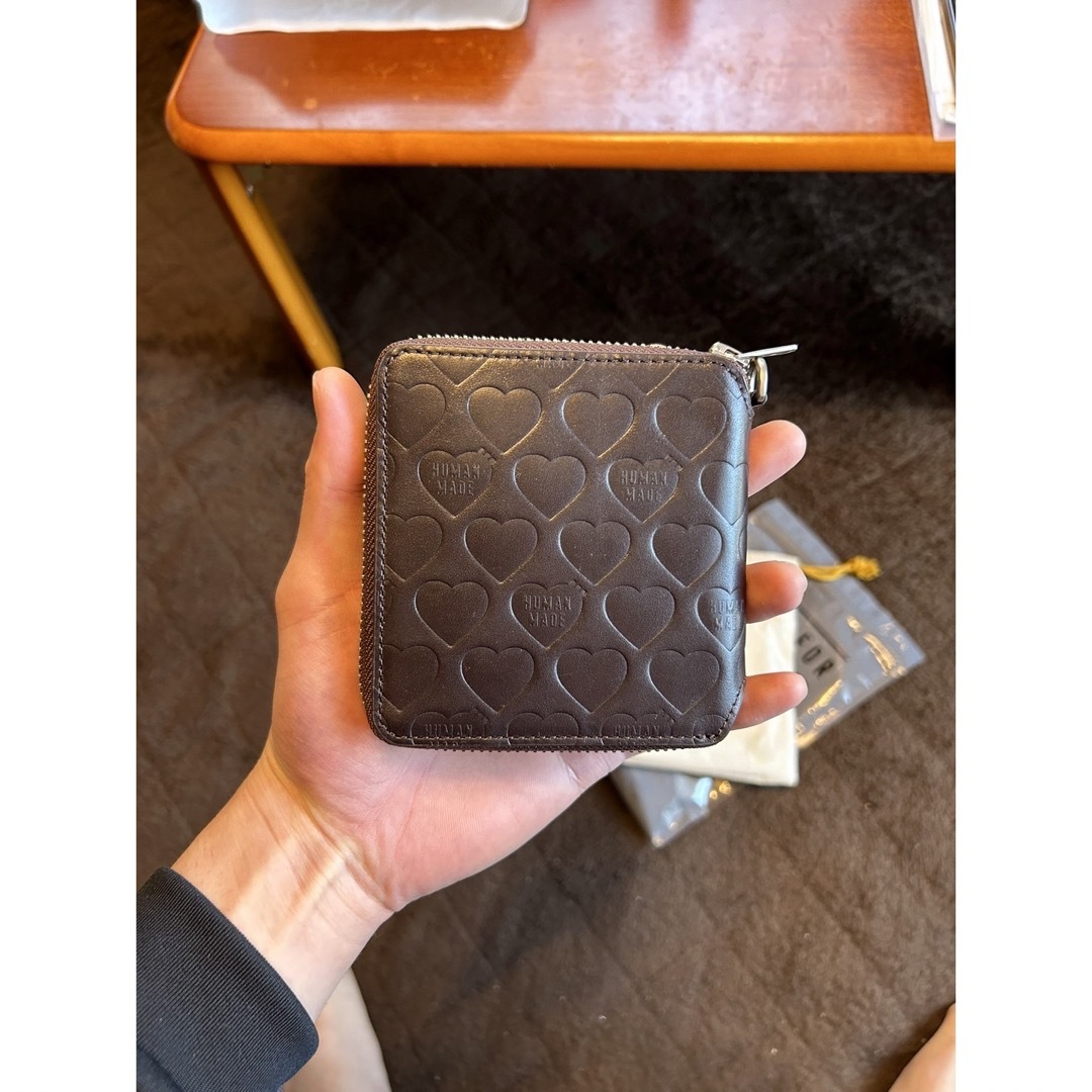 HUMAN MADE(ヒューマンメイド)のHUMAN MADE LEATHER WALLET 二つ折り財布 メンズのファッション小物(折り財布)の商品写真