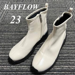 ベイフロー BAYFLOW ♡ジップ付　ブーツ　ホワイト系　白系　即発送　大特価(ブーツ)